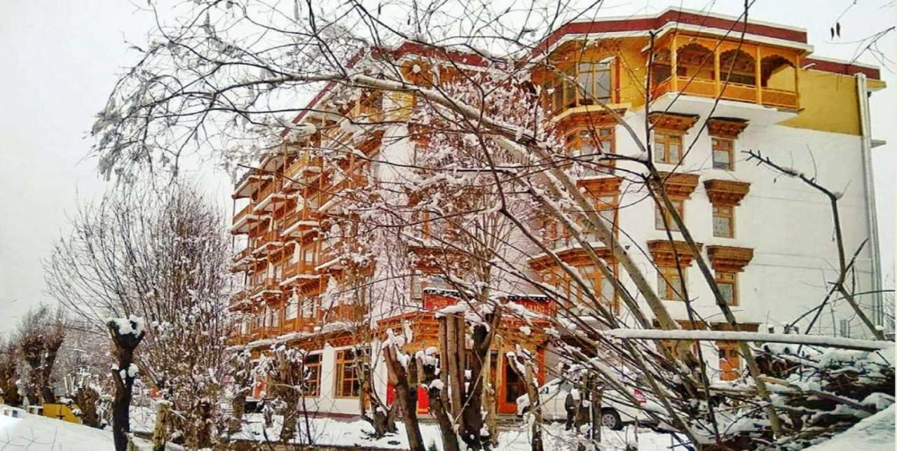 Hotel Grand Himalaya Leh Exterior photo